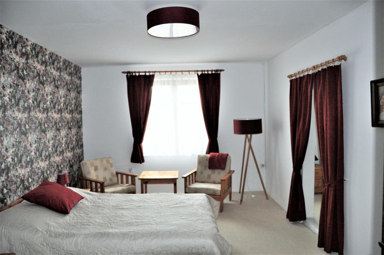 Folwark Goscino-Dwor Bed and Breakfast Exteriör bild
