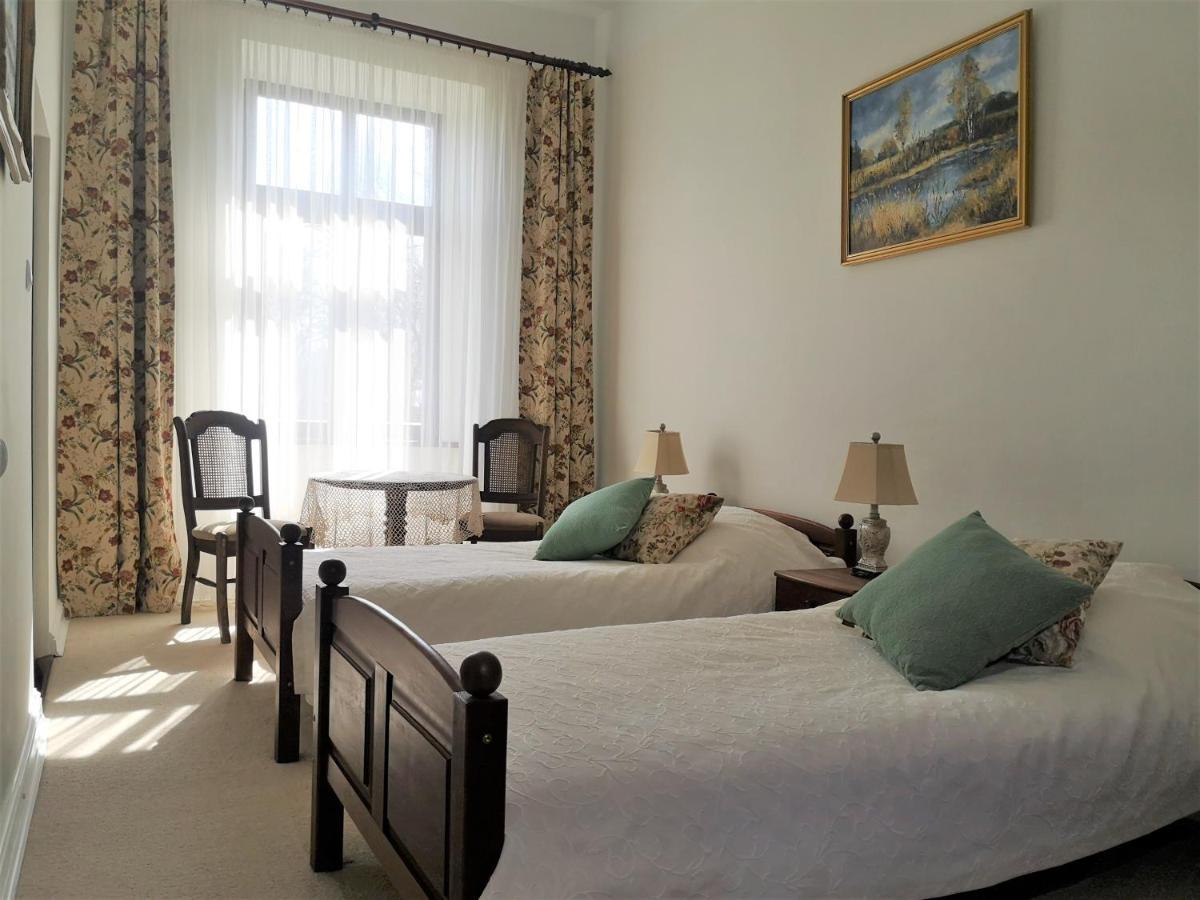 Folwark Goscino-Dwor Bed and Breakfast Exteriör bild